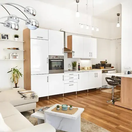 Apartment Peach Nest